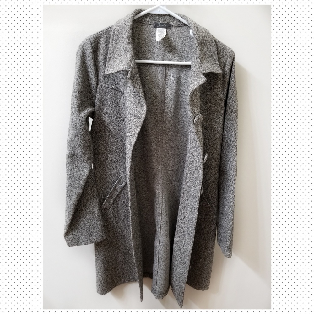 Grey Coat Size M. - Picture 7 of 8